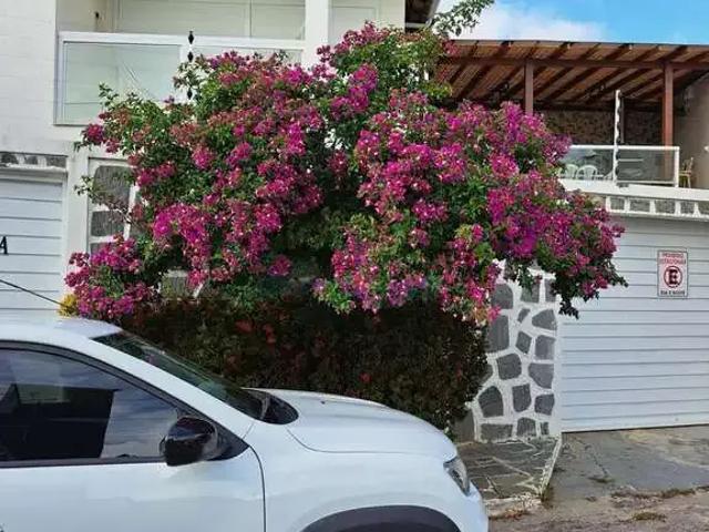 Casa / Sobrado para Venda em Lauro de Freitas/BA Centro 3 Quartos