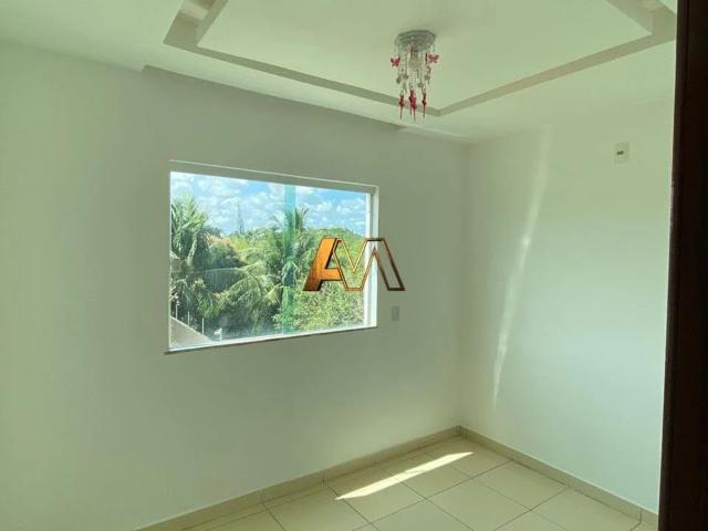 Casa / Sobrado para Venda em Lauro de Freitas/BA Centro 3 Quartos