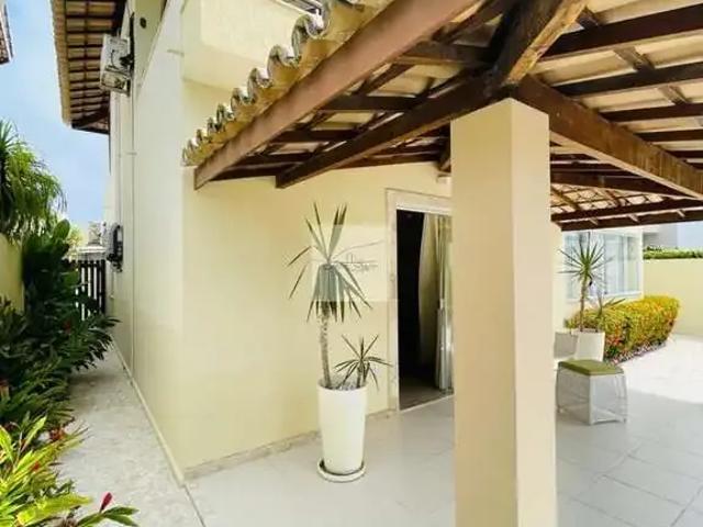 Casa / Sobrado para Venda em Lauro de Freitas/BA Centro 5 Quartos