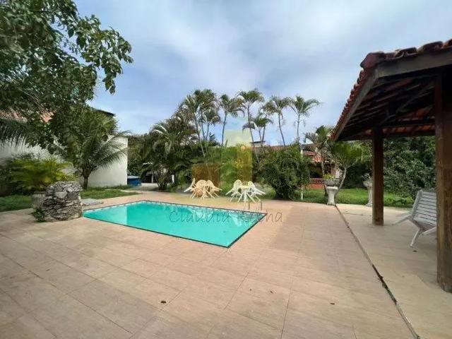 Casa / Sobrado para Venda em Lauro de Freitas/BA Centro 7 Quartos