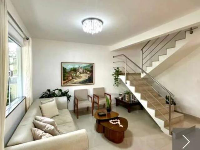 Casa / Sobrado para Venda em Lauro de Freitas/BA Buraquinho 4 Quartos
