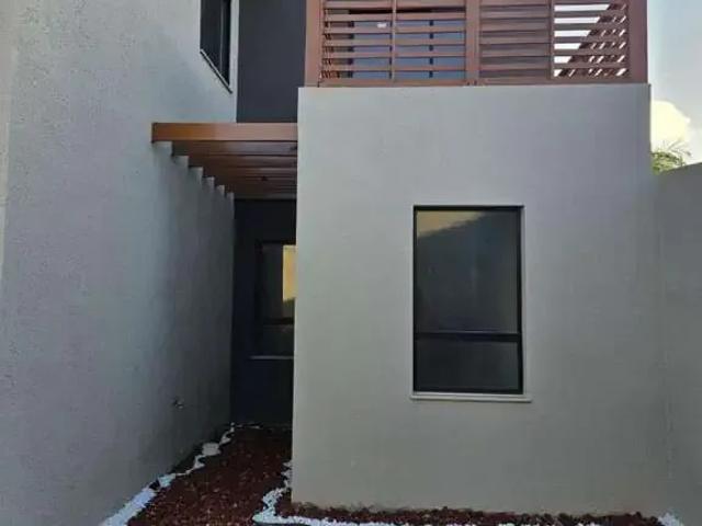 Casa / Sobrado para Venda em Lauro de Freitas/BA Buraquinho 4 Quartos