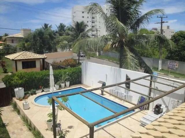 Casa / Sobrado para Venda em Lauro de Freitas/BA Buraquinho 4 Quartos