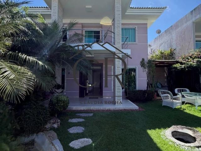 Casa / Sobrado para Venda em Lauro de Freitas/BA Buraquinho 5 Quartos