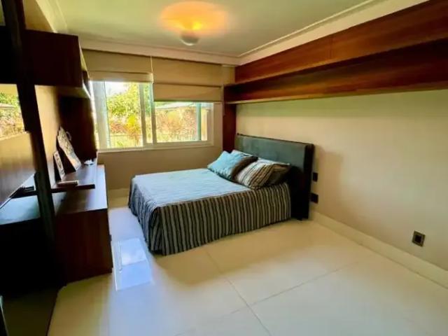 Casa / Sobrado para Venda em Lauro de Freitas/BA Encontro das Águas 5 Quartos