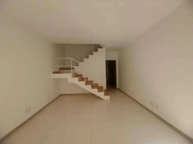 Casa / Sobrado para Venda em Lauro de Freitas/BA Ipitanga 3 Quartos