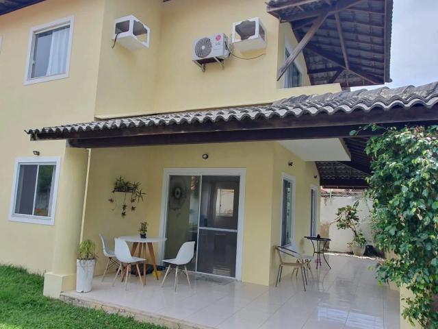 Casa / Sobrado para Venda em Lauro de Freitas/BA Ipitanga 4 Quartos