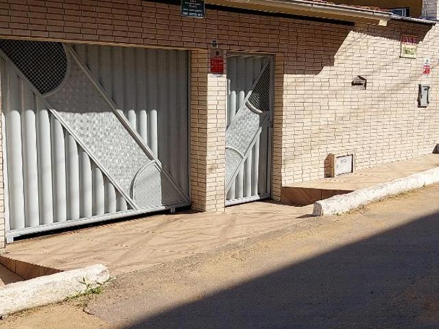 Casa / Sobrado para Venda em Lauro de Freitas/BA Itingá