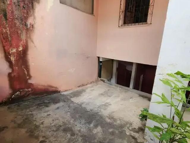 Casa / Sobrado para Venda em Lauro de Freitas/BA Itingá 5 Quartos