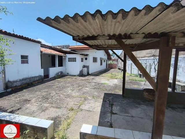 Casa / Sobrado para Venda em Lauro de Freitas/BA Portão 3 Quartos