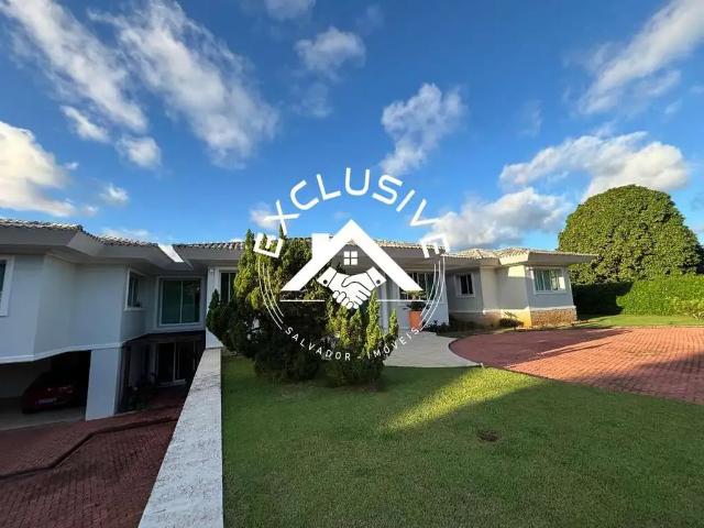 Casa / Sobrado para Venda em Lauro de Freitas/BA Portão 4 Quartos