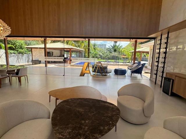 Casa / Sobrado para Venda em Lauro de Freitas/BA Portão 6 Quartos