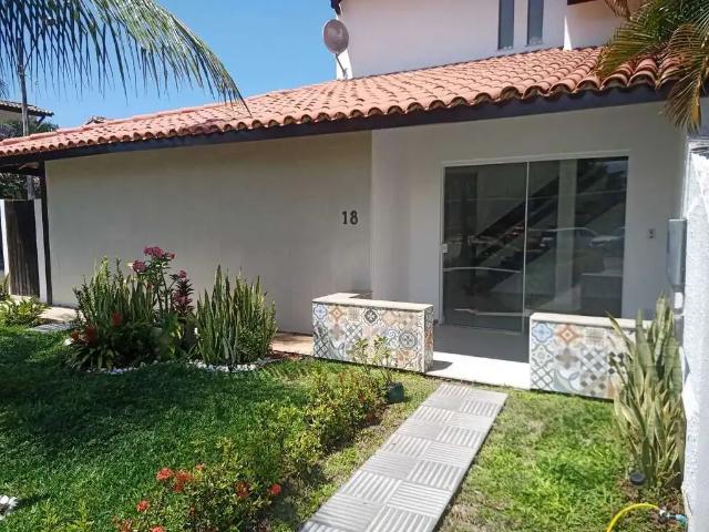 Casa / Sobrado para Venda em Lauro de Freitas/BA Parque Jockey Clube 5 Quartos