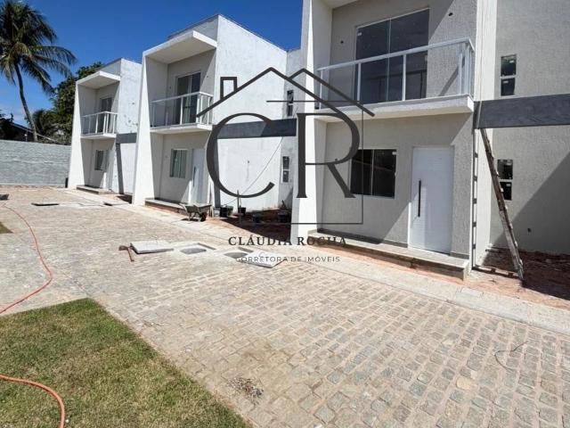 Casa / Sobrado para Venda em Lauro de Freitas/BA Pitangueiras 3 Quartos