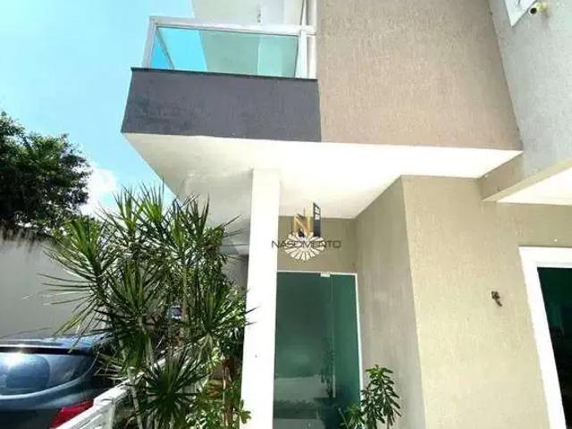 Casa / Sobrado para Venda em Lauro de Freitas/BA Pitangueiras 3 Quartos