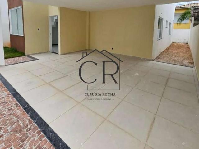 Casa / Sobrado para Venda em Lauro de Freitas/BA Pitangueiras 4 Quartos