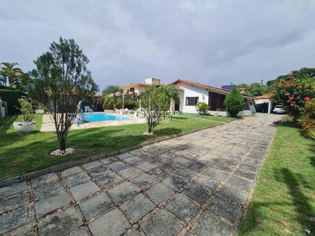 Casa / Sobrado para Venda em Lauro de Freitas/BA Pitangueiras 4 Quartos
