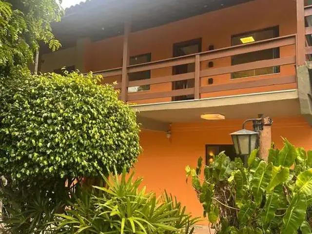 Casa / Sobrado para Venda em Lauro de Freitas/BA Quintas do Picuaia 3 Quartos