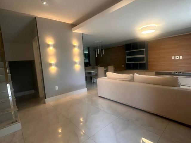 Casa / Sobrado para Venda em Lauro de Freitas/BA Quintas do Picuaia 3 Quartos