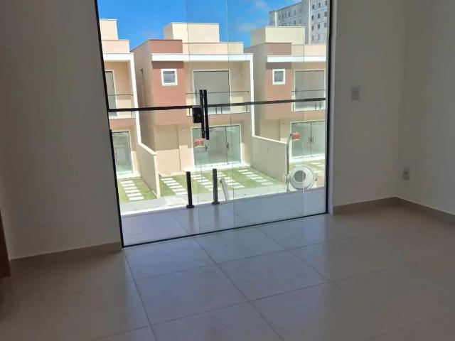 Casa / Sobrado para Venda em Lauro de Freitas/BA Recreio Ipitanga 4 Quartos