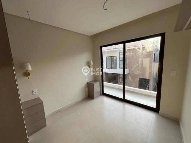 Casa / Sobrado para Venda em Lauro de Freitas/BA Recreio Ipitanga 3 Quartos