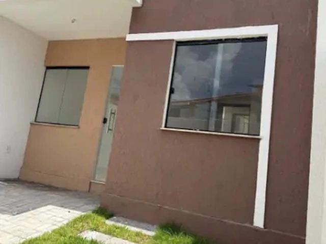 Casa / Sobrado para Venda em Lauro de Freitas/BA Vila Praiana 2 Quartos