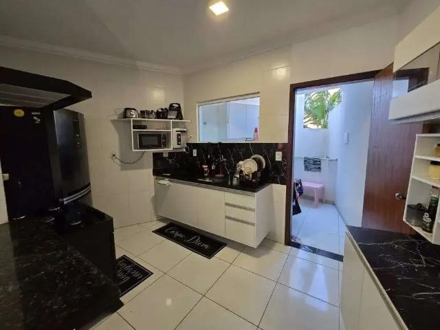 Casa / Sobrado para Venda em Lauro de Freitas/BA Vila Praiana 2 Quartos