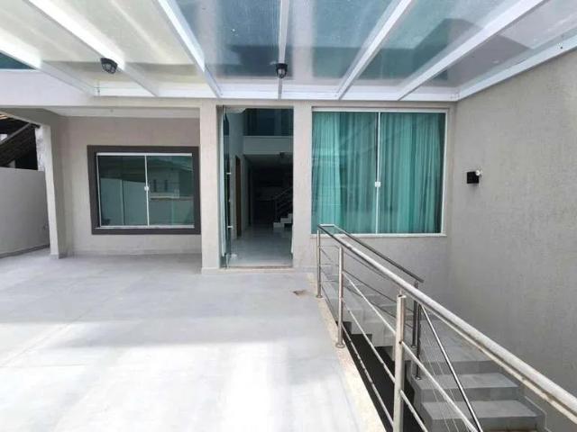 Casa / Sobrado para Venda em Lauro de Freitas/BA Vilas do Atlantico 3 Quartos