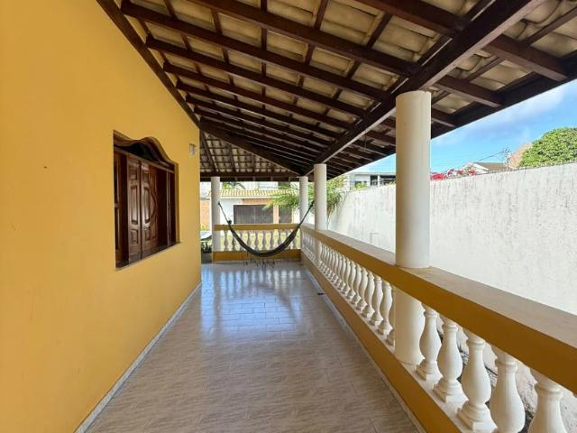 Casa / Sobrado para Venda em Lauro de Freitas/BA Vilas do Atlantico 3 Quartos