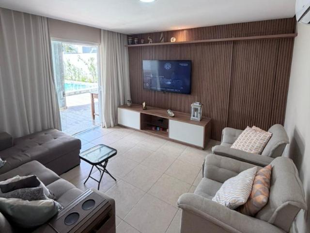 Casa / Sobrado para Venda em Lauro de Freitas/BA Vilas do Atlantico 4 Quartos