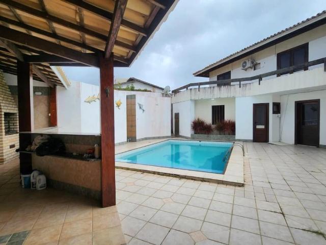 Casa / Sobrado para Venda em Lauro de Freitas/BA Vilas do Atlantico 4 Quartos