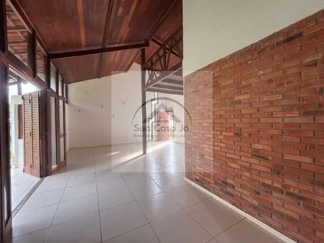 Casa / Sobrado para Venda em Lauro de Freitas/BA Vilas do Atlantico 4 Quartos