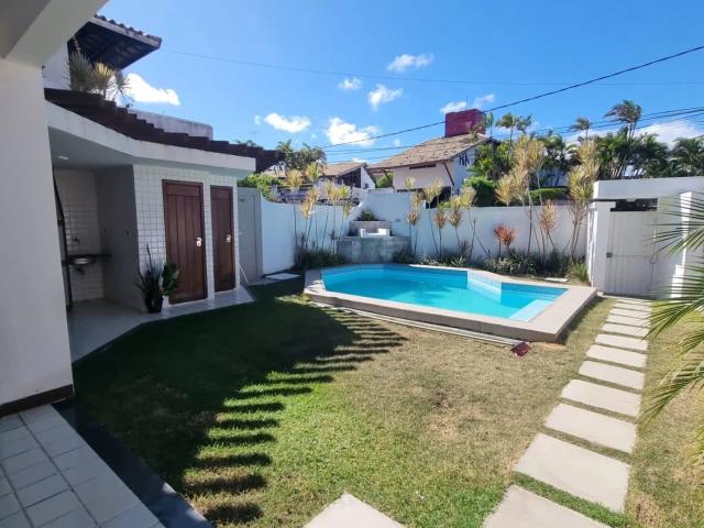 Casa / Sobrado para Venda em Lauro de Freitas/BA Vilas do Atlantico 4 Quartos