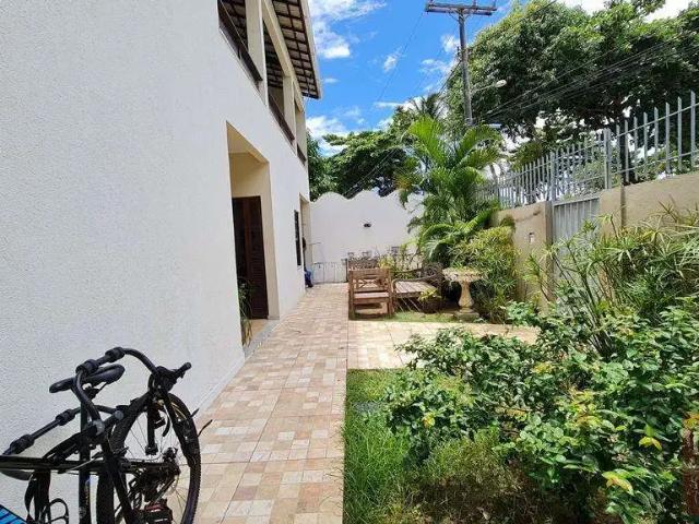 Casa / Sobrado para Venda em Lauro de Freitas/BA Vilas do Atlantico 4 Quartos