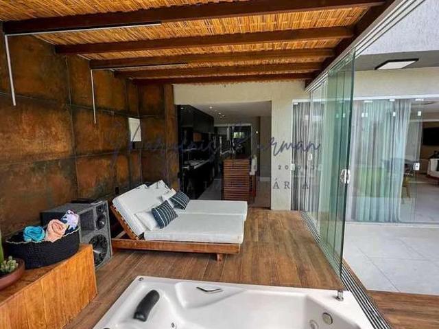 Casa / Sobrado para Venda em Lauro de Freitas/BA Vilas do Atlantico 5 Quartos