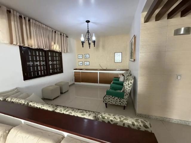Casa / Sobrado para Venda em Lauro de Freitas/BA Vilas do Atlantico 5 Quartos