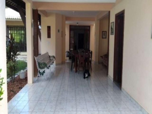 Casa / Sobrado para Venda em Lauro de Freitas/BA Vilas do Atlantico 5 Quartos