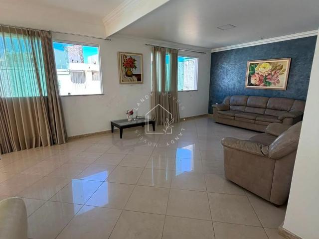 Casa / Sobrado para Venda em Lauro de Freitas/BA Vilas do Atlantico 5 Quartos