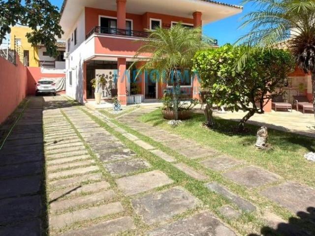 Casa / Sobrado para Venda em Lauro de Freitas/BA Vilas do Atlantico 5 Quartos