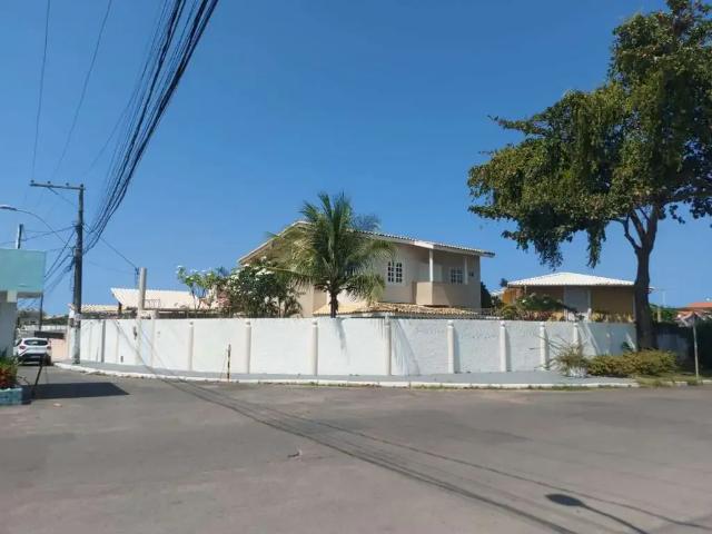 Casa / Sobrado para Venda em Lauro de Freitas/BA Vilas do Atlantico 5 Quartos