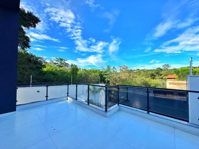 Casa / Sobrado para Venda em Lavras/MG Residencial Parque Leste 3 Quartos
