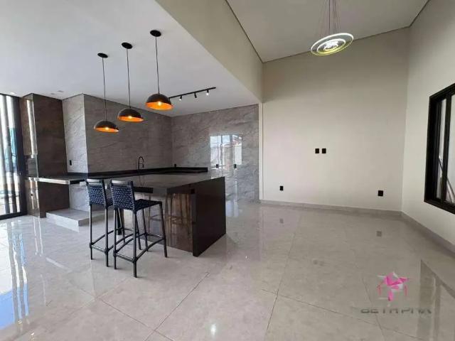 Casa / Sobrado para Venda em Leme/SP Casarão 2 Quartos