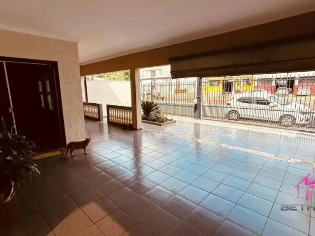 Casa / Sobrado para Venda em Leme/SP Centro 3 Quartos