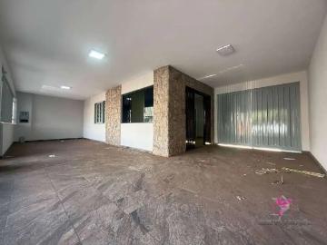 Casa / Sobrado para Venda em Leme/SP Centro 3 Quartos