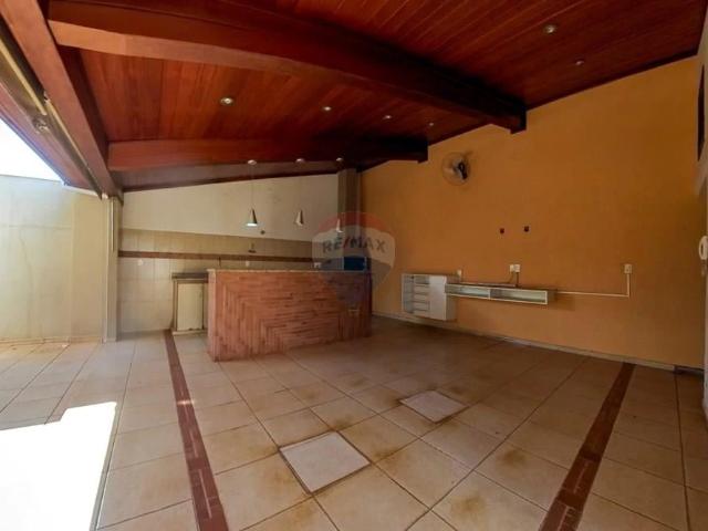 Casa / Sobrado para Venda em Leme/SP Centro 3 Quartos