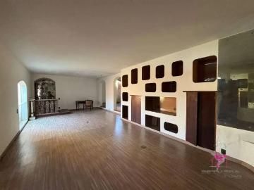 Casa / Sobrado para Venda em Leme/SP Centro 4 Quartos