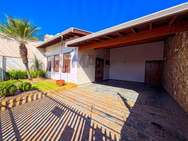 Casa / Sobrado para Venda em Leme/SP Centro 6 Quartos