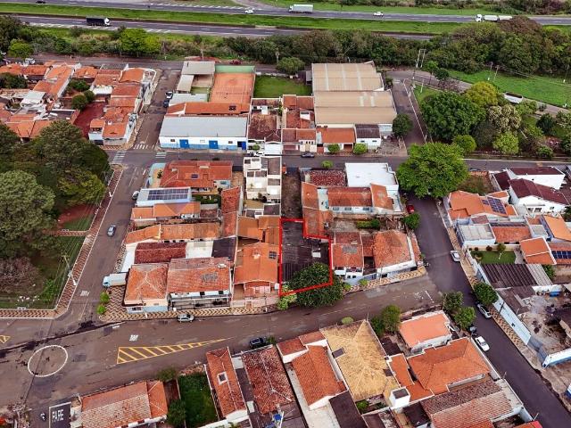 Casa / Sobrado para Venda em Leme/SP Jardim Amália 1 Quartos