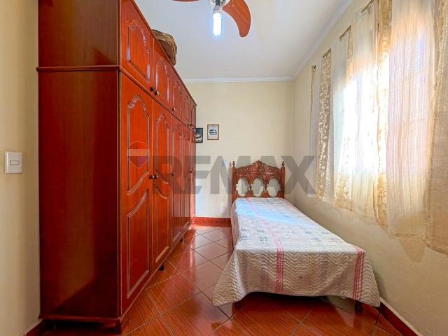 Casa / Sobrado para Venda em Leme/SP Jardim Eroísi 3 Quartos