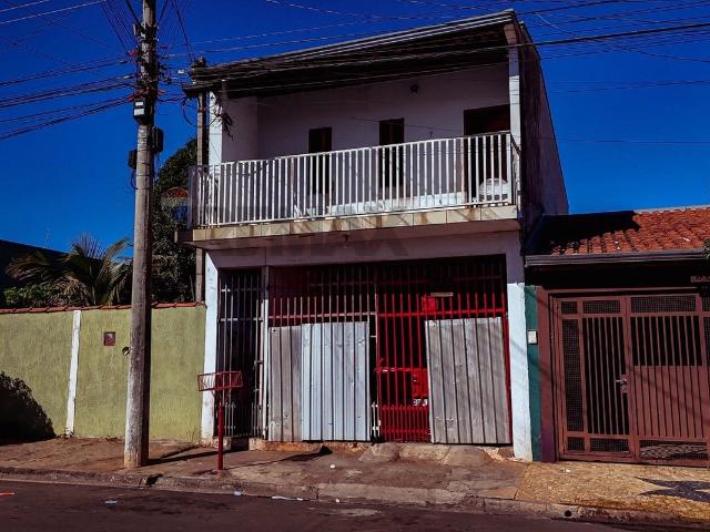 Casa / Sobrado para Venda em Leme/SP Jardim Lívia 3 Quartos